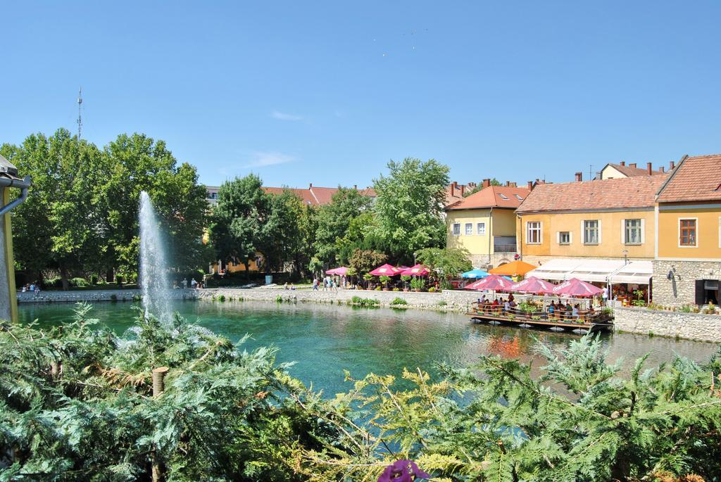 Topart Apartman Tapolca Pokoj fotografie