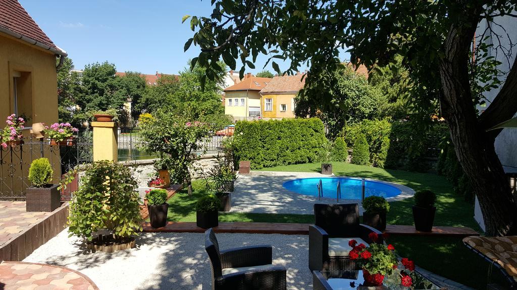 Topart Apartman Tapolca Exteriér fotografie