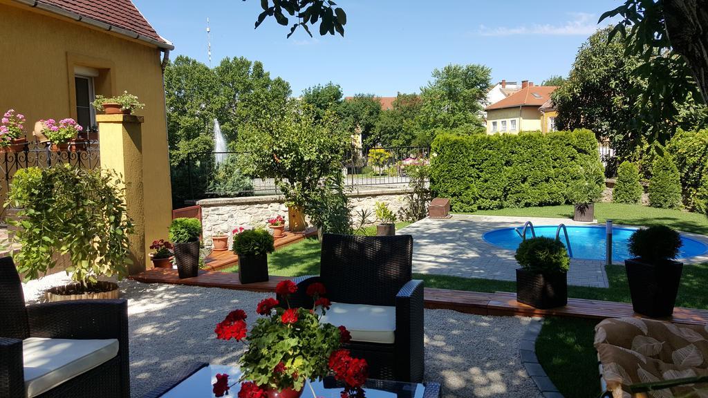 Topart Apartman Tapolca Exteriér fotografie