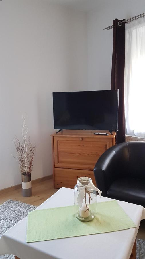 Topart Apartman Tapolca Exteriér fotografie