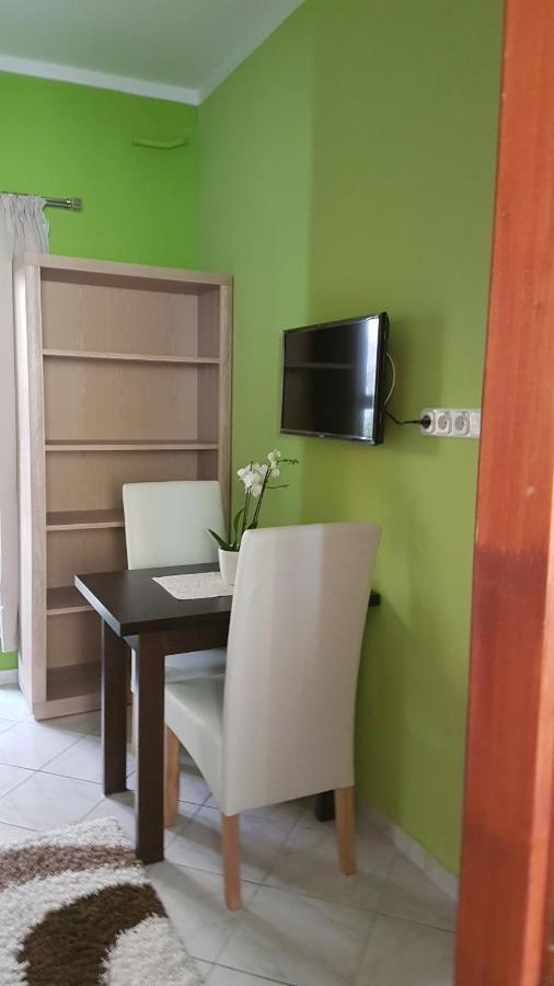 Topart Apartman Tapolca Exteriér fotografie