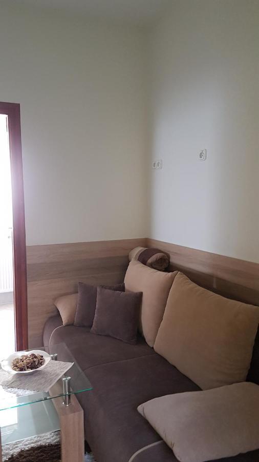 Topart Apartman Tapolca Exteriér fotografie